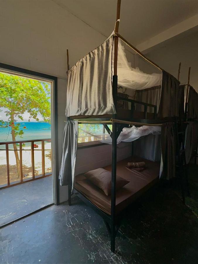 Seashell Guesthouse, Bar And Tattoos Ko Rong Sanloem Eksteriør bilde